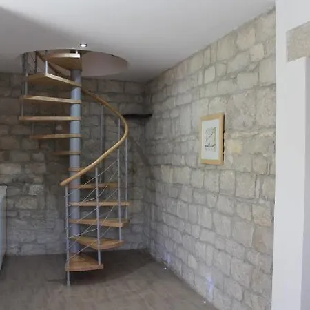Le Tre Palme Apartment *